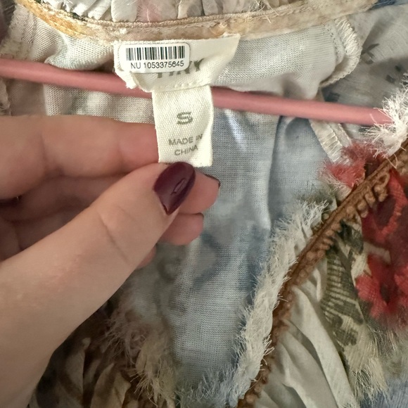 Flowy blouse - Picture 2 of 2